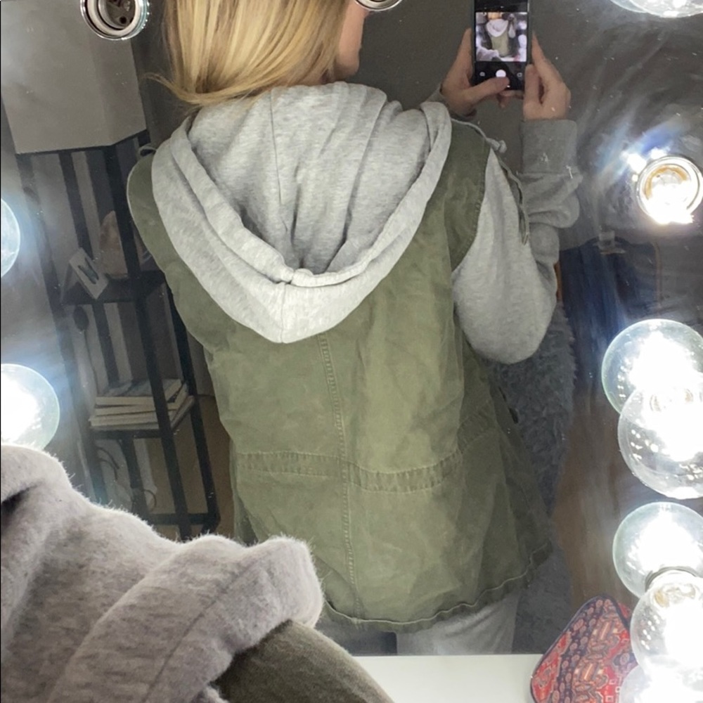 H&M jacket - Picture 4 of 4